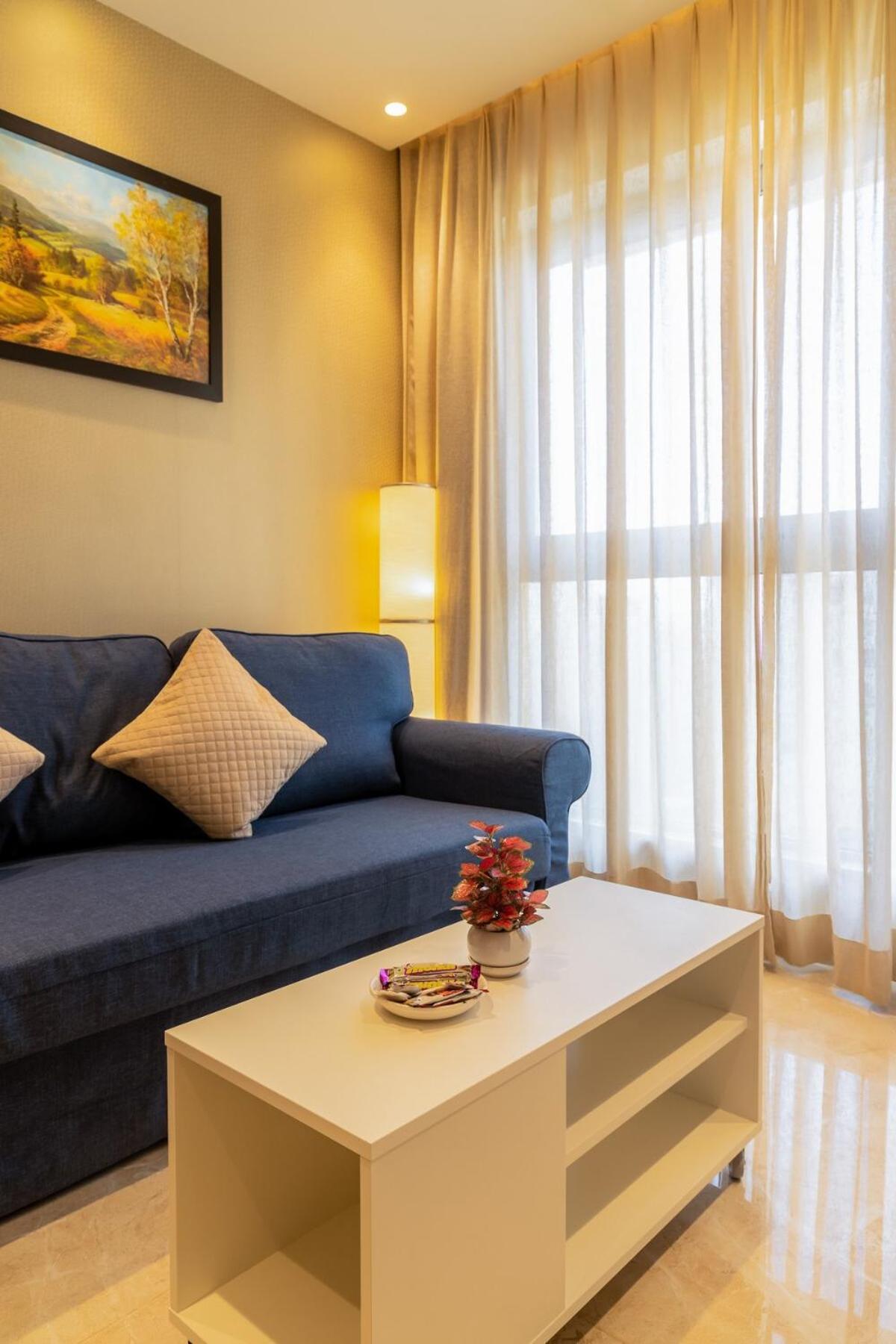1 Bhk Comfort And Royale Flat Apartament